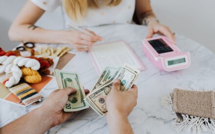 Przelew pieniędzy między bankami